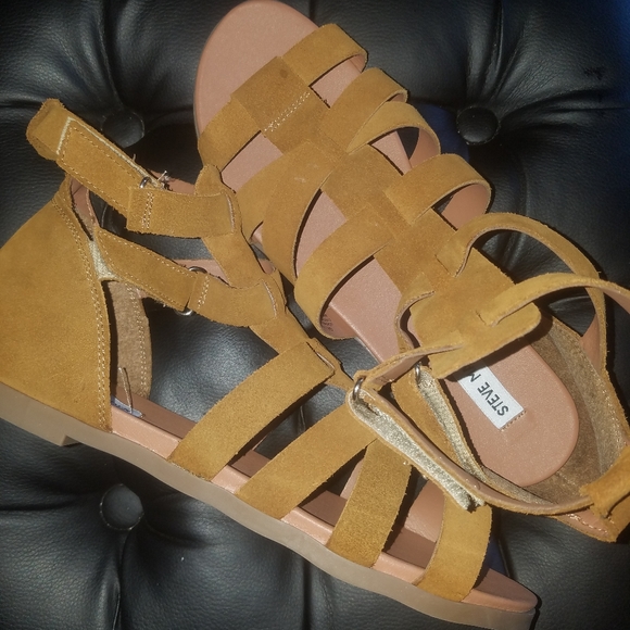 🎉Sale $28 Steve Madden Gladiator - Picture 3 of 5